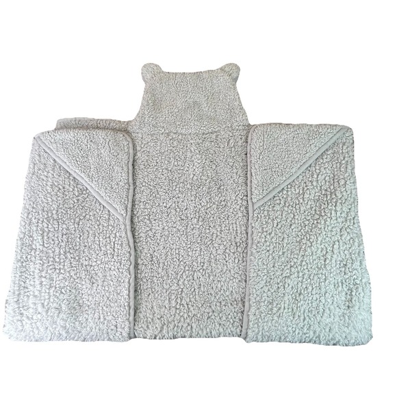 UGG Other - Ugg Hooded Sherpa Kids Throw Blanket Gray 40"Wx50"L  Soft Preowned